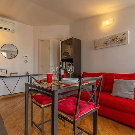 Unique & Strategic Flat, 50M From M4 Station Apartment Milan Bagian luar foto